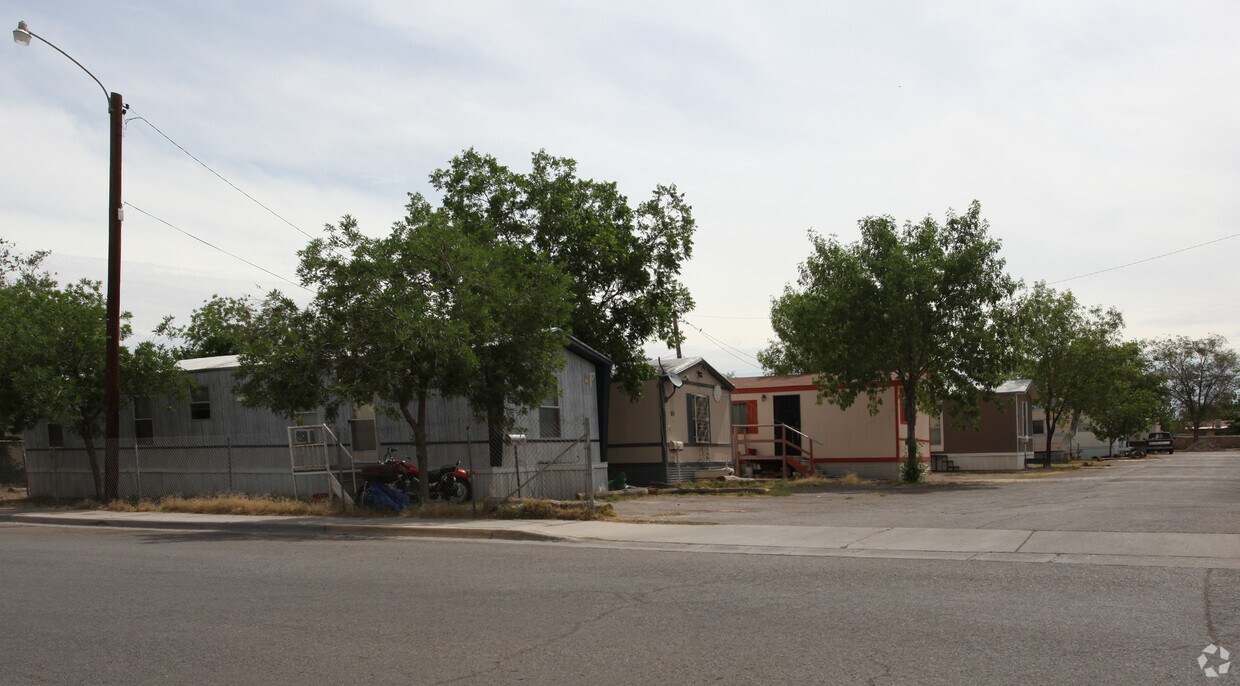 Foto del edificio - Lightbourn Mobile Home Park