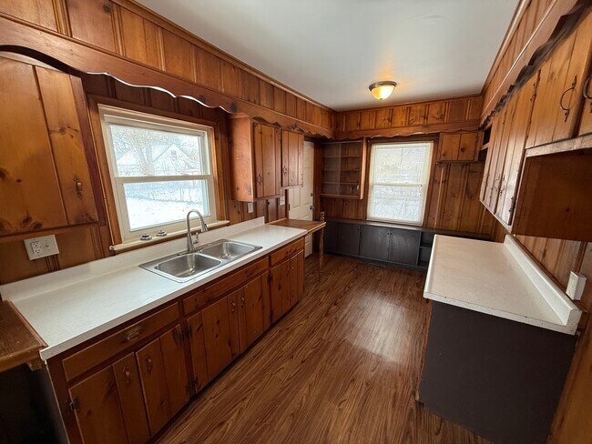 Foto del edificio - 13441 Harold Ave