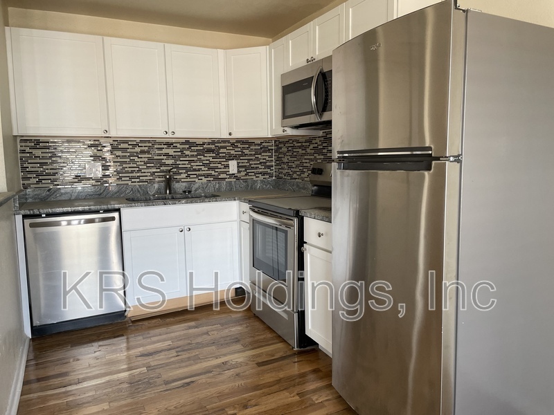 Foto principal - 946 W Ocean View Ave