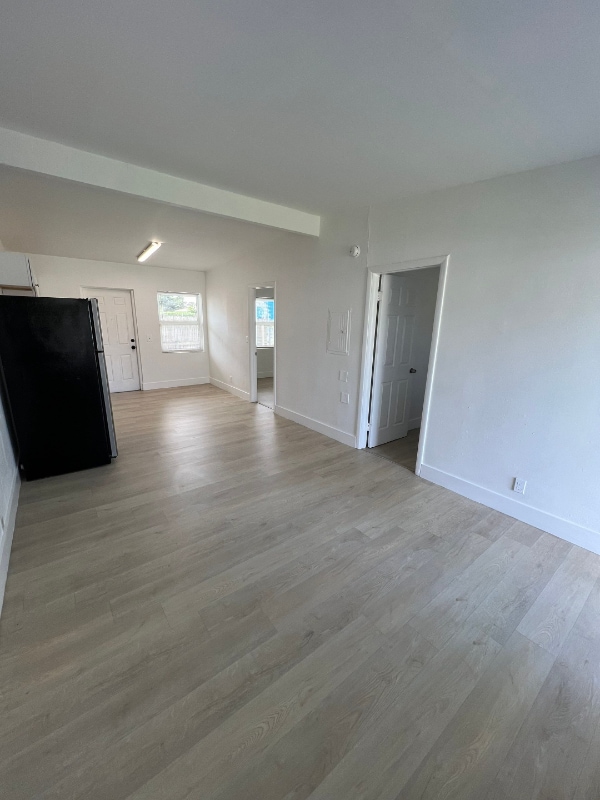 Photo - 320 NE 13th Ave Apartment