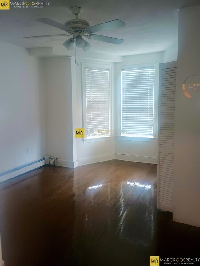 Foto del edificio - 319A Bennington St