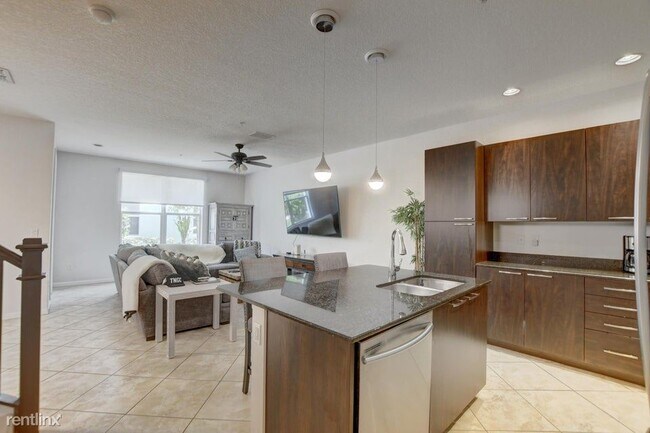 Foto del edificio - 3 br, 2.5 bath House - 1438 NW 50th Dr # 1438