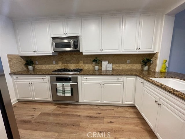 Building Photo - 12975 Agustin Pl