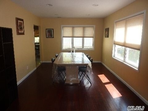 Foto del edificio - 546 Ocean Point Ave