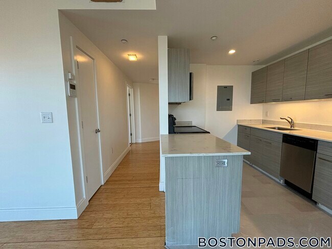 Building Photo - 40 Malven St.