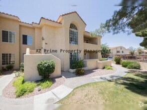 Building Photo - 1333 E Morten Ave