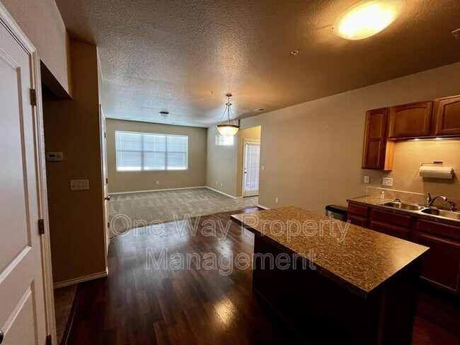 Foto del edificio - 6915 W 3rd St