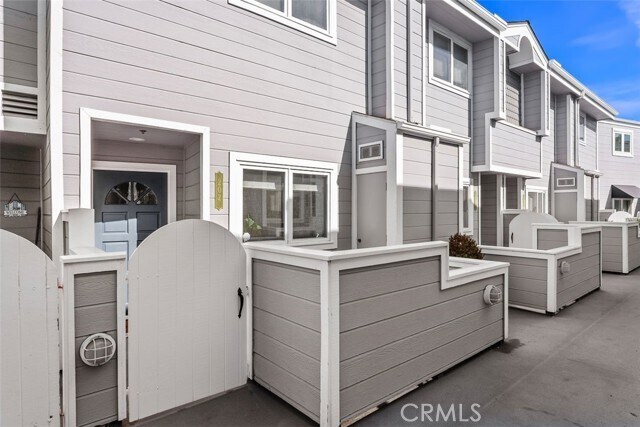 Foto del edificio - 24582 Del Prado Ave