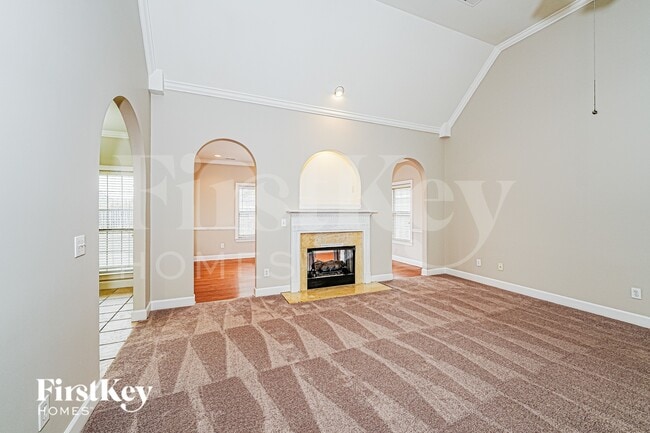 Foto del edificio - 388 Waterford Cove Trail