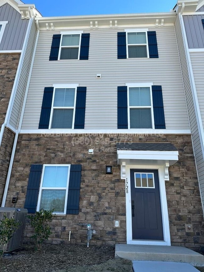 Photo - 1728 Aspire St Townhome