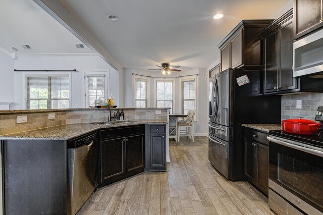 Foto del edificio - 8764 Brunswick Forest Dr