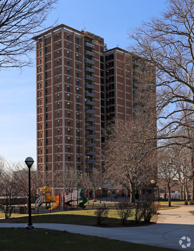 Foto del edificio - Westpark Apartments