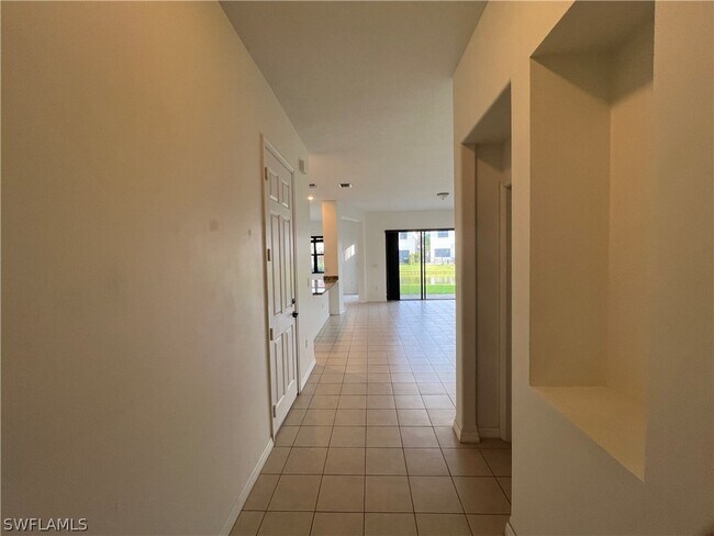 Foto del edificio - 5467 Ferris Ave