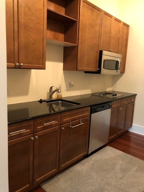 Foto del edificio - 511 E 34th St