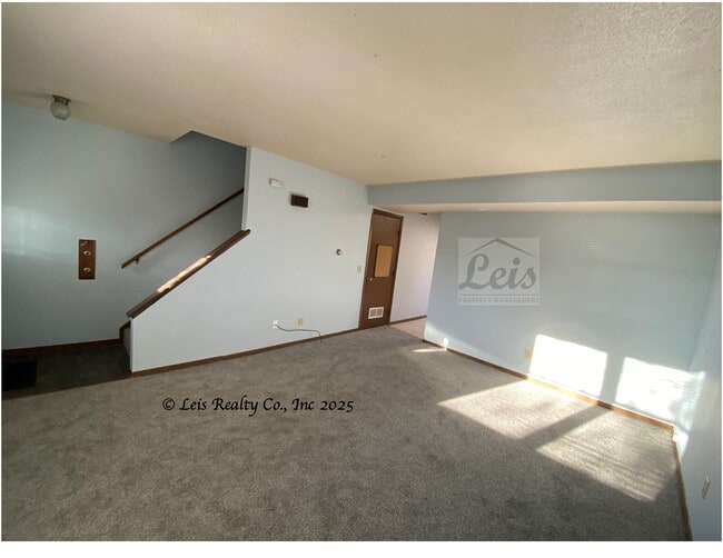 Building Photo - 109 Clearview Ct