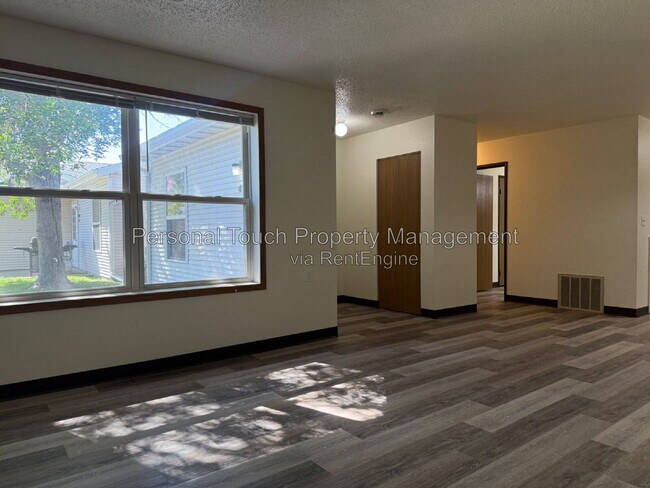 Foto del edificio - 415 22nd St E