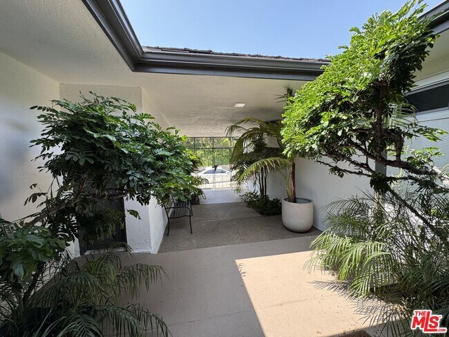 Building Photo - 5256 Los Franciscos Way