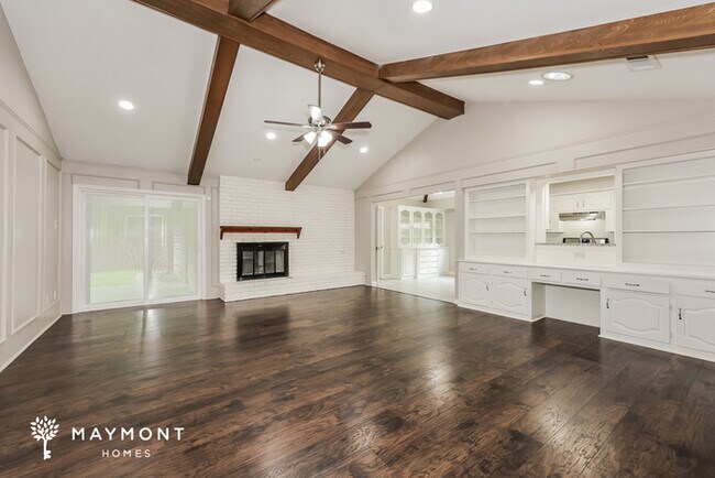 Foto del edificio - 1040 Rosewood Dr