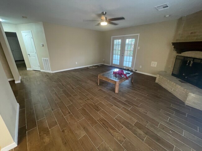 Foto del edificio - 15726 Pagehurst Dr