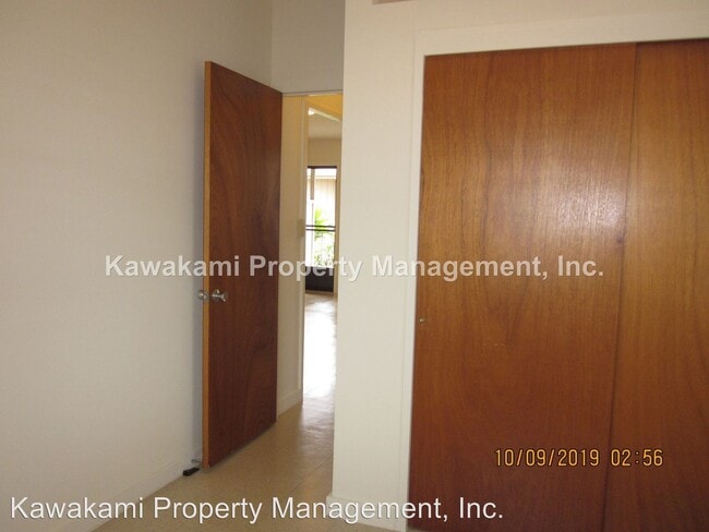Building Photo - 1339 10th Ave