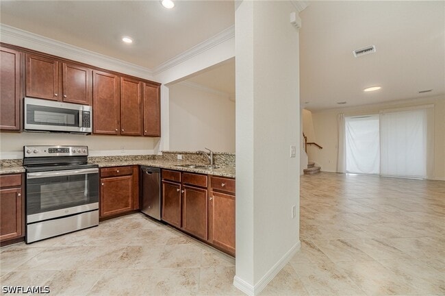 Building Photo - 2740 Blossom Wy