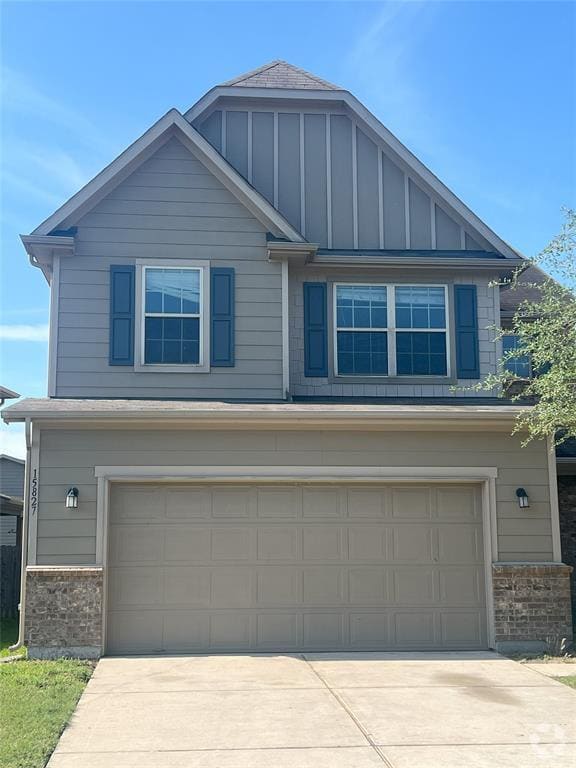 Building Photo - 15827 Sunny Stone Dr