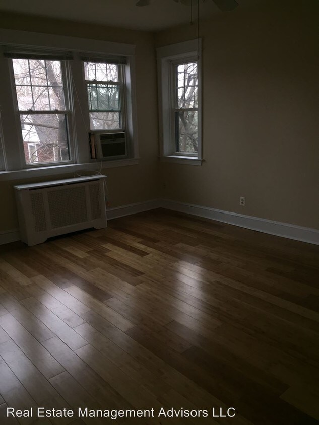Foto principal - 515 Stahr Rd