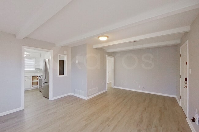 Foto del edificio - 4211 Cline Rd