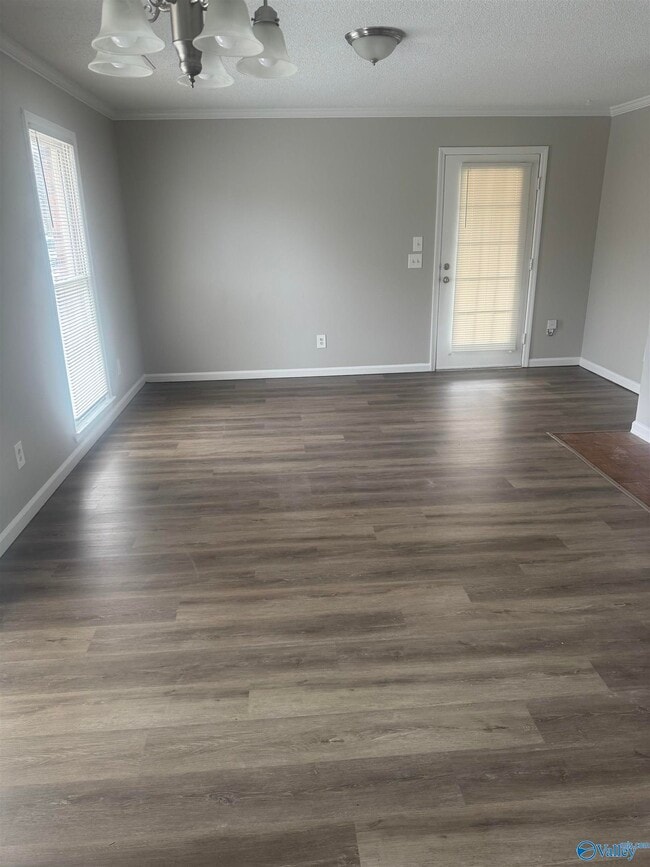 Foto del edificio - 1511 Halston Cir NW