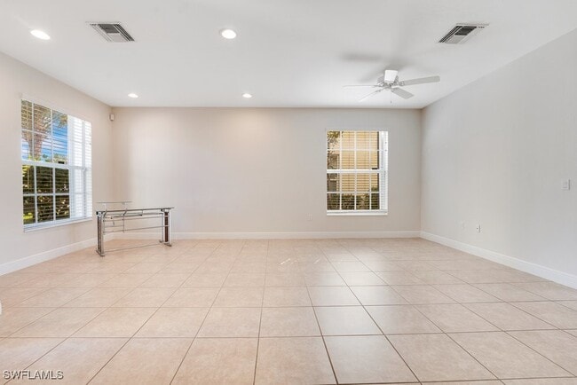 Building Photo - 2532 Sutherland Ct