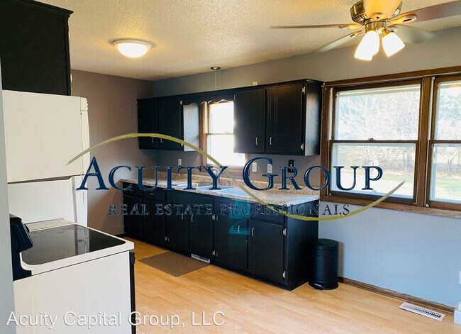 Building Photo - 3 br, 2 bath House - 8856 Odean Ave