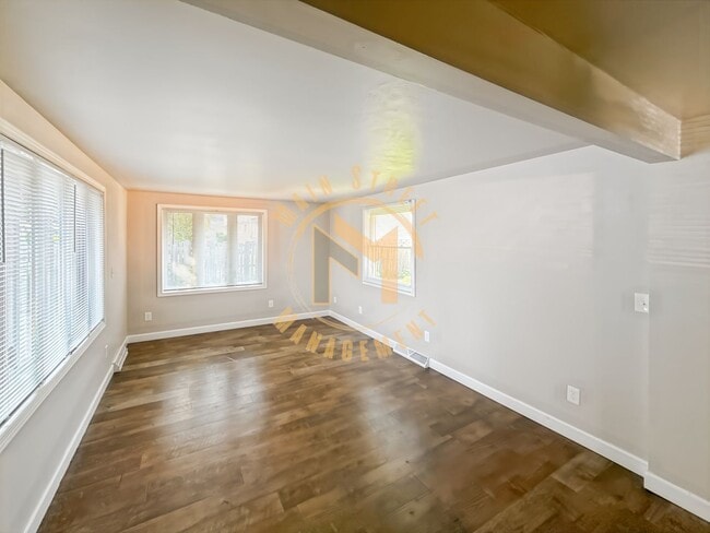 Building Photo - 1313 St Agnes Dr