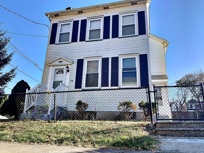 Building Photo - 78 Bennett St