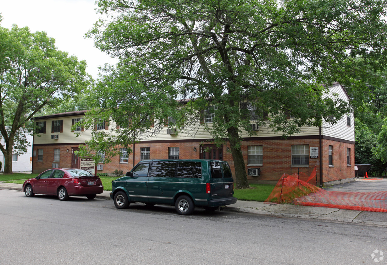 Foto del edificio - Continental Court Apartments