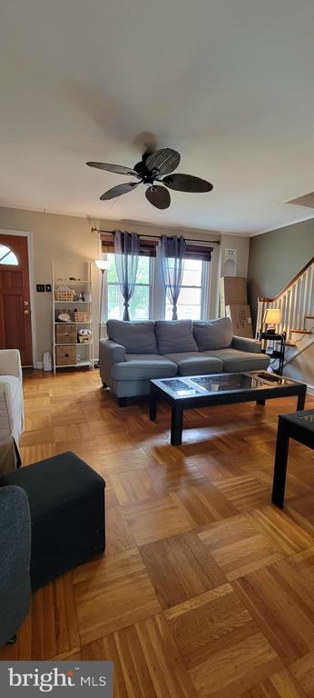 Foto del edificio - 5932 Houghton St