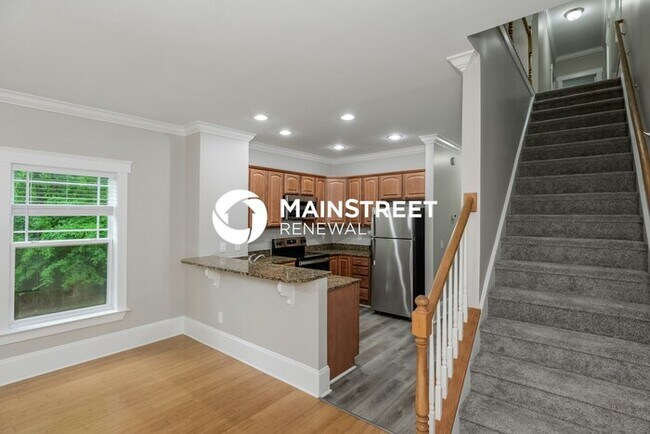 Foto del edificio - 3 Bedroom Pet-Friendly Home in CHARLOTTE, ...