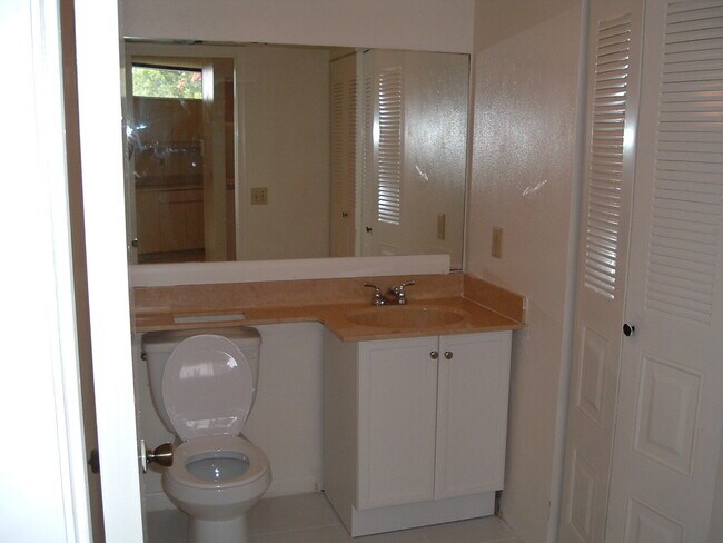 Foto del edificio - SOMERSET