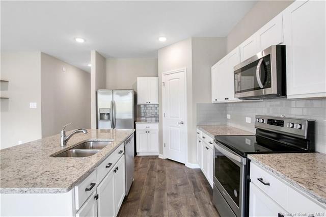 Building Photo - 4046 Canary Pl