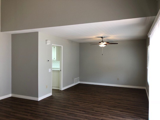 Building Photo - 6676 Vista Loma