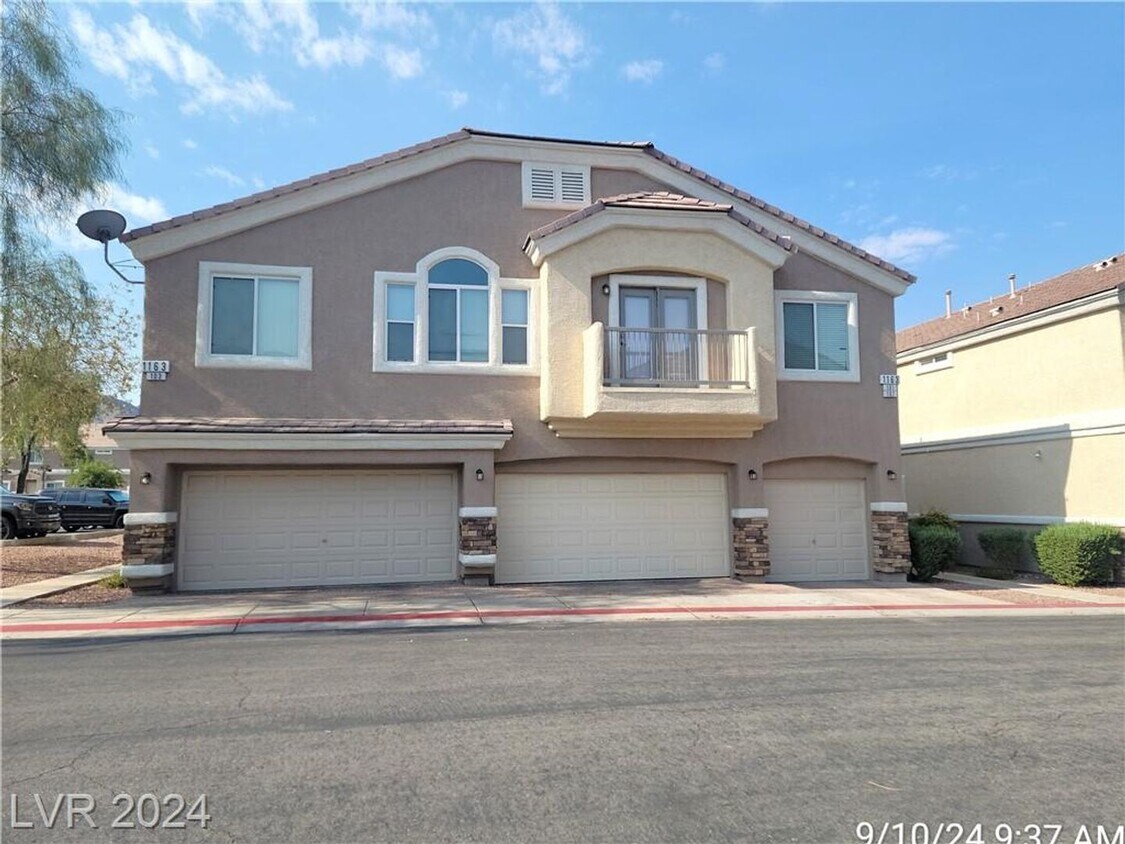 Primary Photo - GREAT HENDERSON GATED COMMUNITY WITH ATTAC...