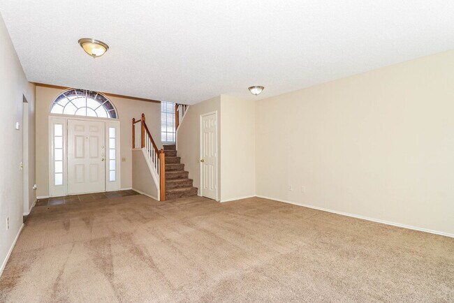 Foto del edificio - 3205 Roddy Dr