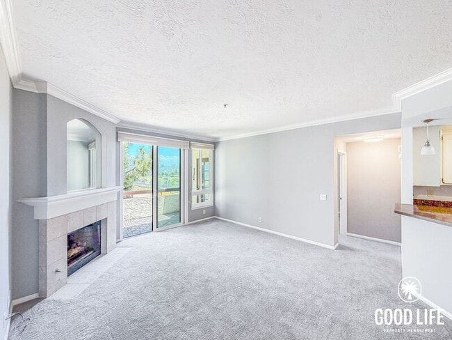 Building Photo - 5895 Friars Rd