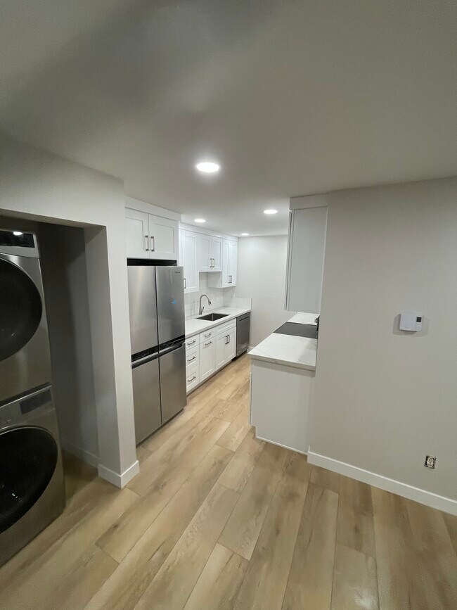 Foto del edificio - 4039 4th Ave NE