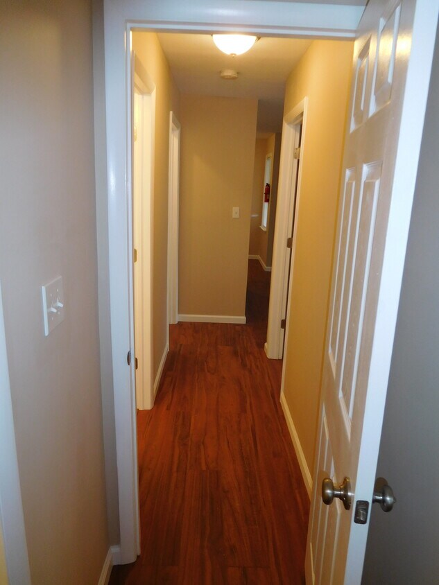 Foto principal - 700 N Franklin Blvd, Unit 1603