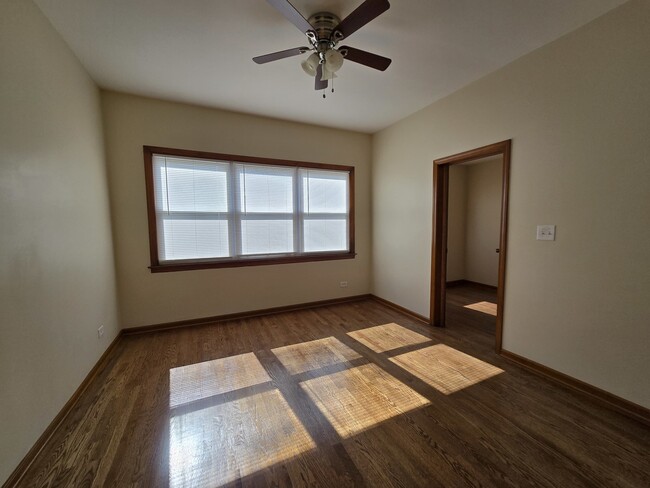 Foto del edificio - 10653 S Mackinaw Ave