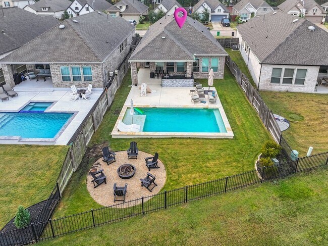 Building Photo - 24634 Songlark Bend Dr