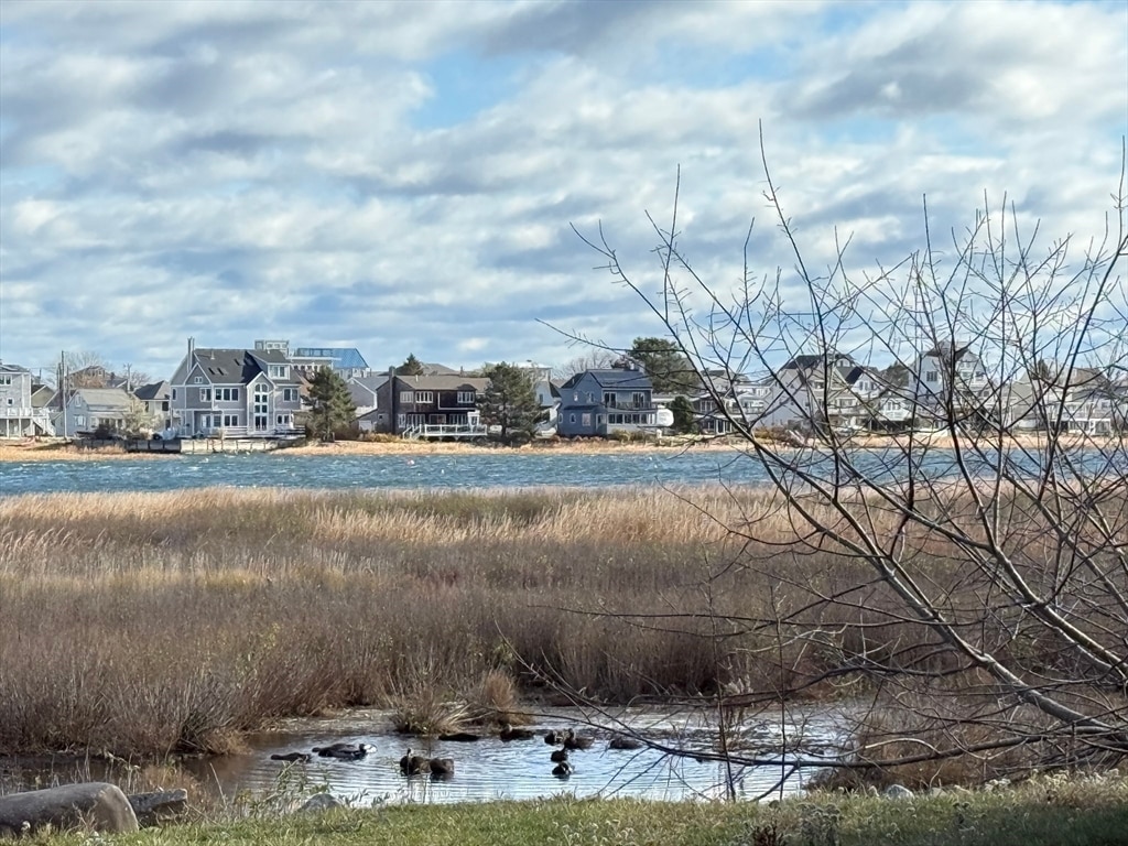 Primary Photo - 7 Nancy St