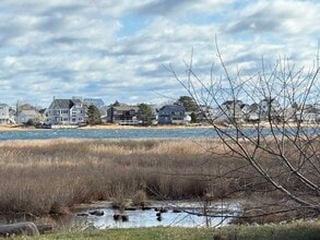 Building Photo - 7 Nancy St