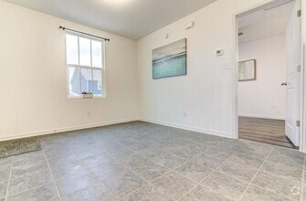 Building Photo - 1512 Arbor Knot Dr