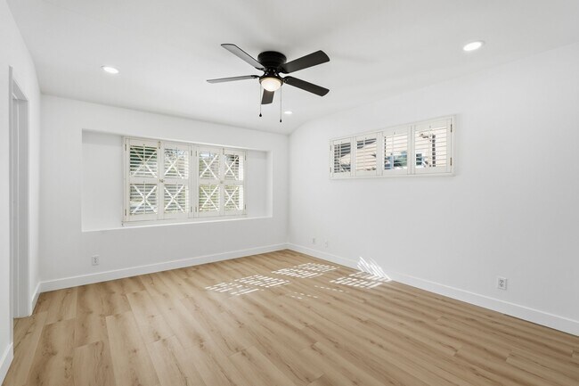 Foto del edificio - 23723 Aetna St